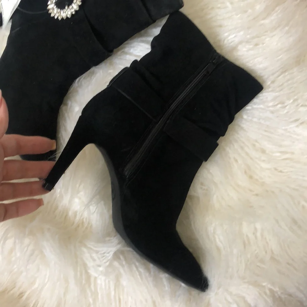 New Michael Kors Viola Flex Booties - Picture 3 of 9